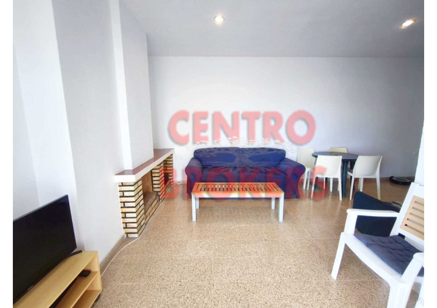 Duży apartament z basenem z widokiem na morze w Cullera